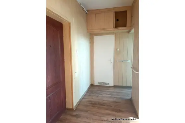 Krosno, Mieszkanie do sprzedaży Krosno ul. Kolejowa 2 piętro.