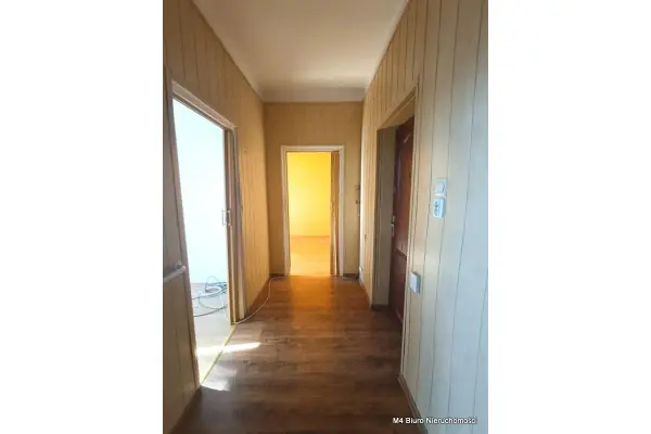 Krosno, Mieszkanie do sprzedaży Krosno ul. Kolejowa 2 piętro.